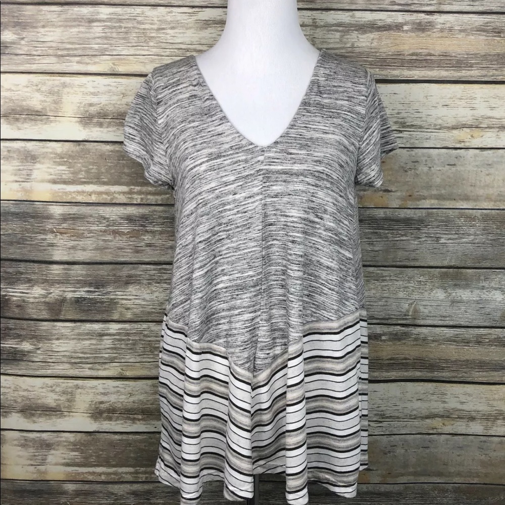 Anthropologie Puella Chevron Stripe Tunic Top